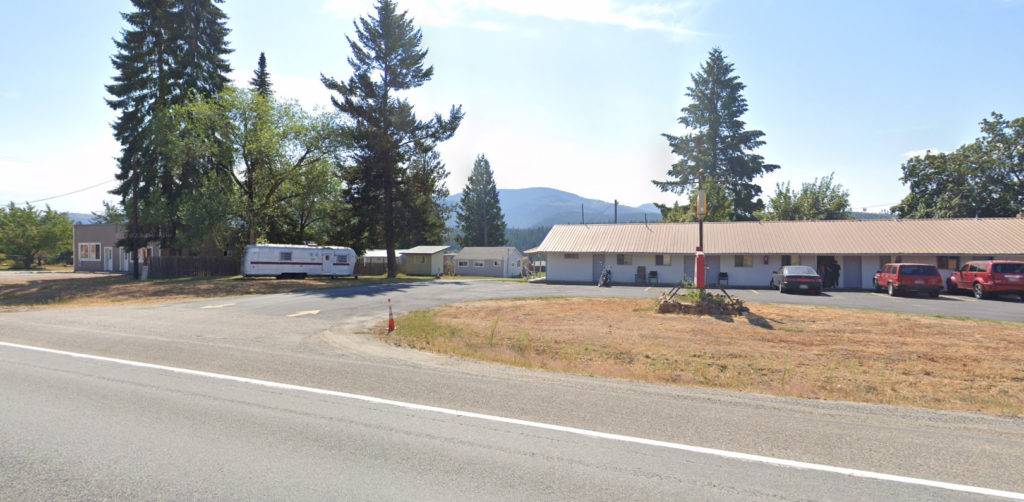 River Country motel and RV Park street view entrance parking lot lodging in Priest River Idaho