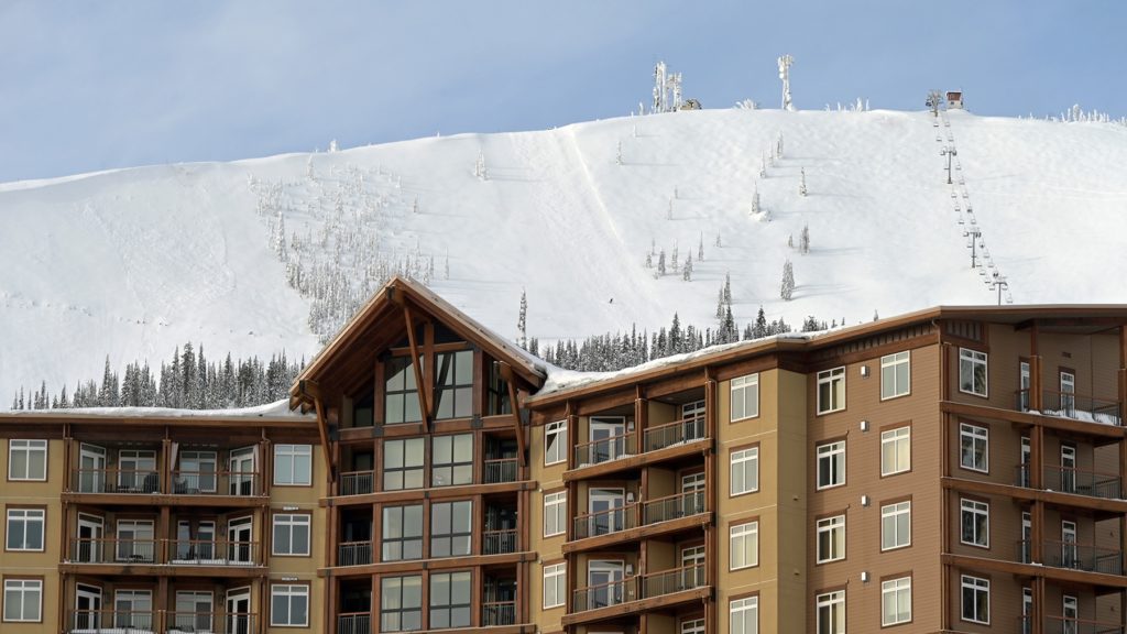 White Pine Lodge at Schweitzer